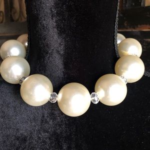 Large 1” Pearl choker